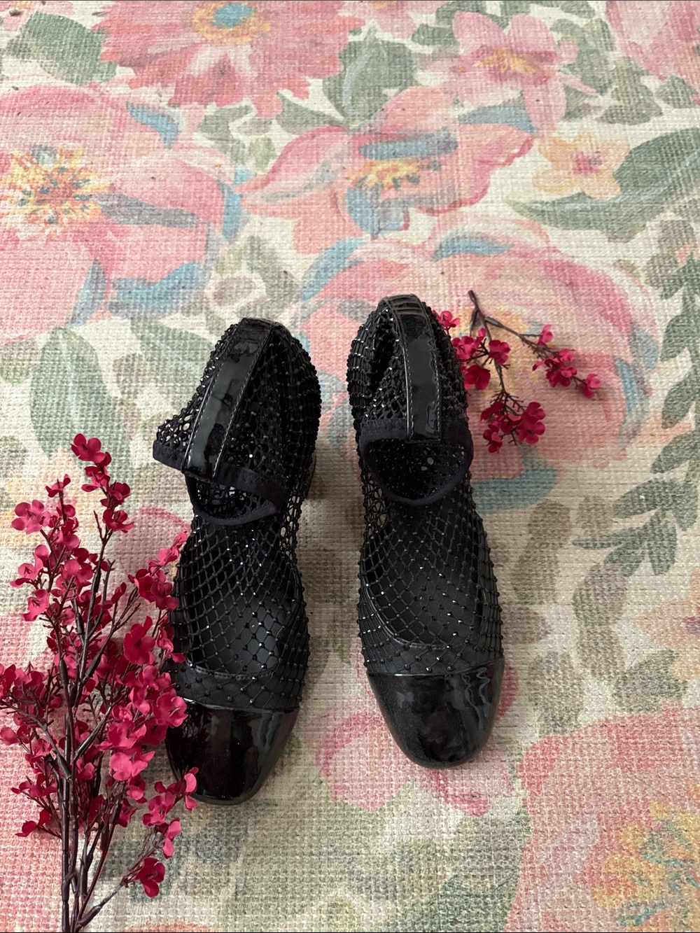 Steve Madden Black Mesh Rhinestone Mary Jane Heels with Patent Toe